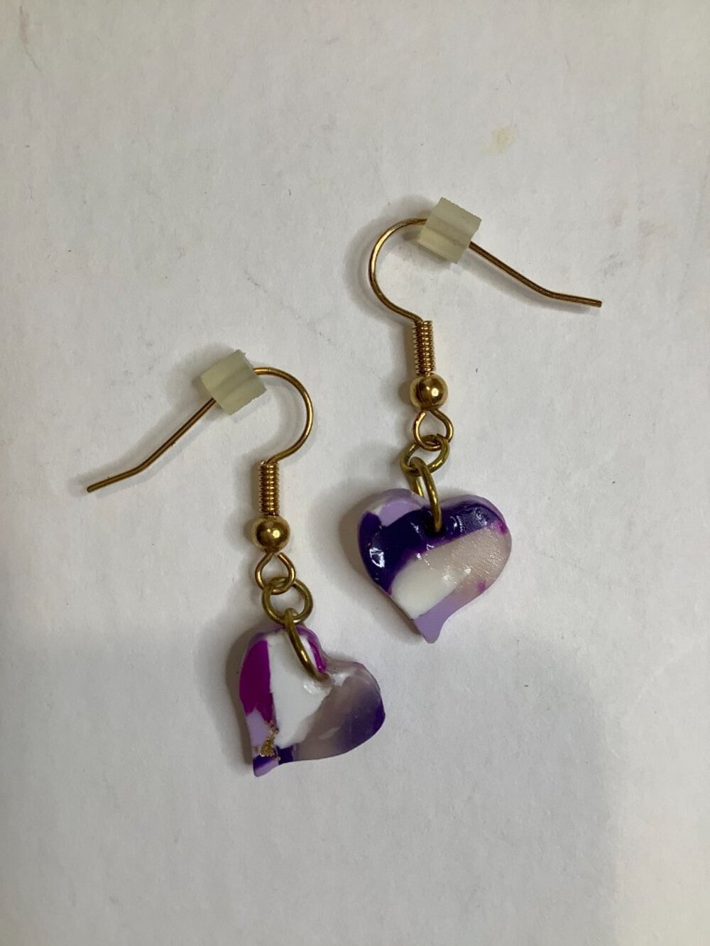 KVITKA CREATIONS Handmade Purple Marble Clay Heart Earrings - Picture 5 of 5